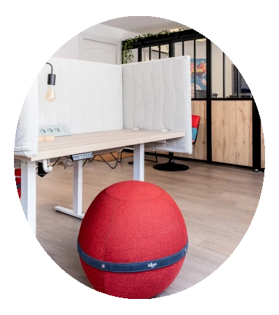 poste de travail avec ballon ergonomique